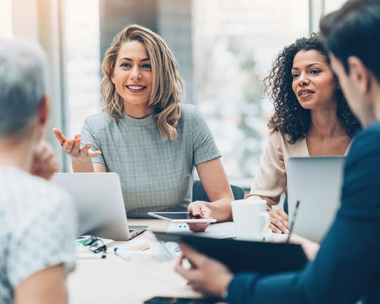 Comment bien manager son équipe : 7 clés du leadership moderne